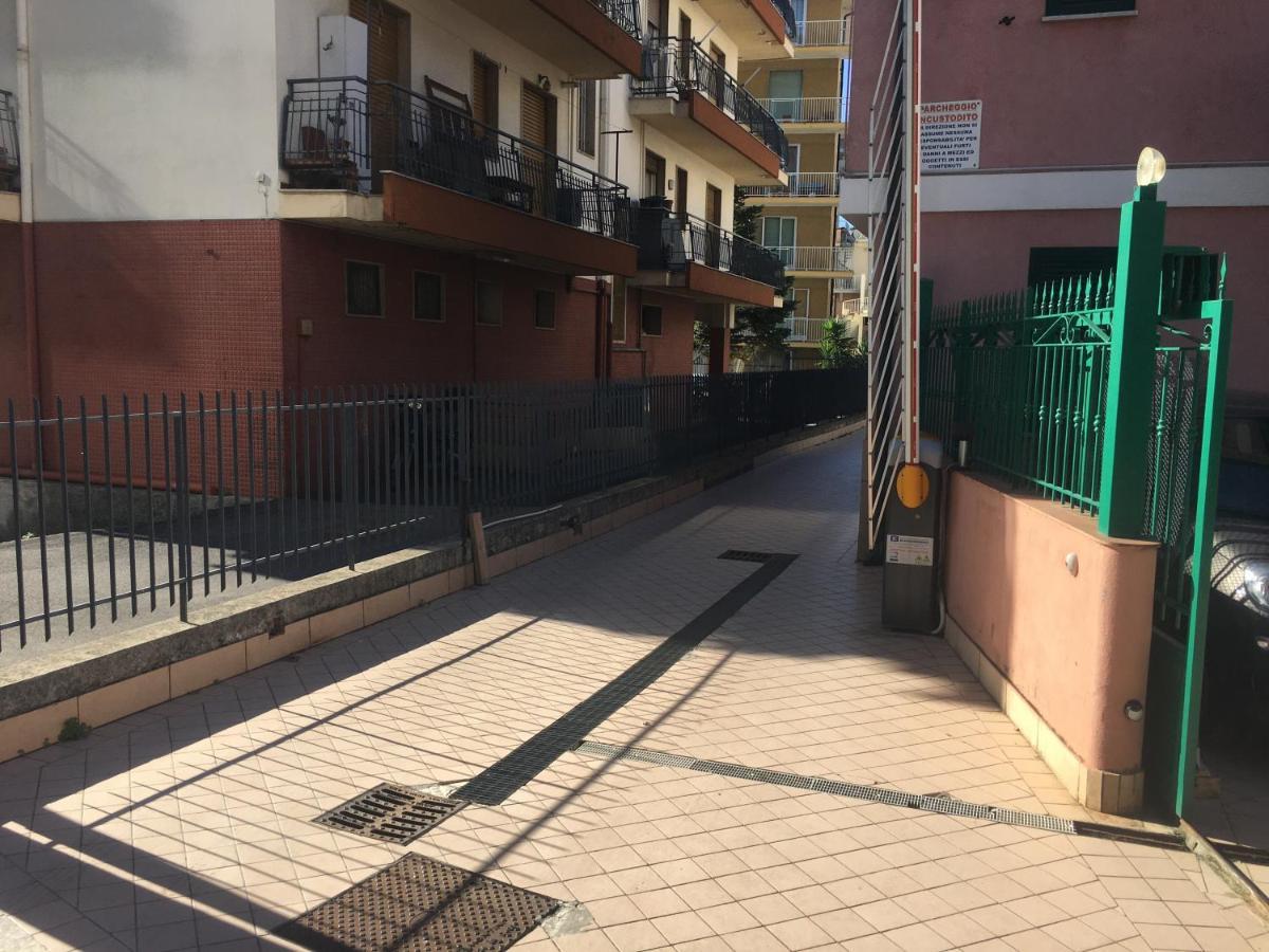 Villamareblu ヴェンティミーリア エクステリア 写真