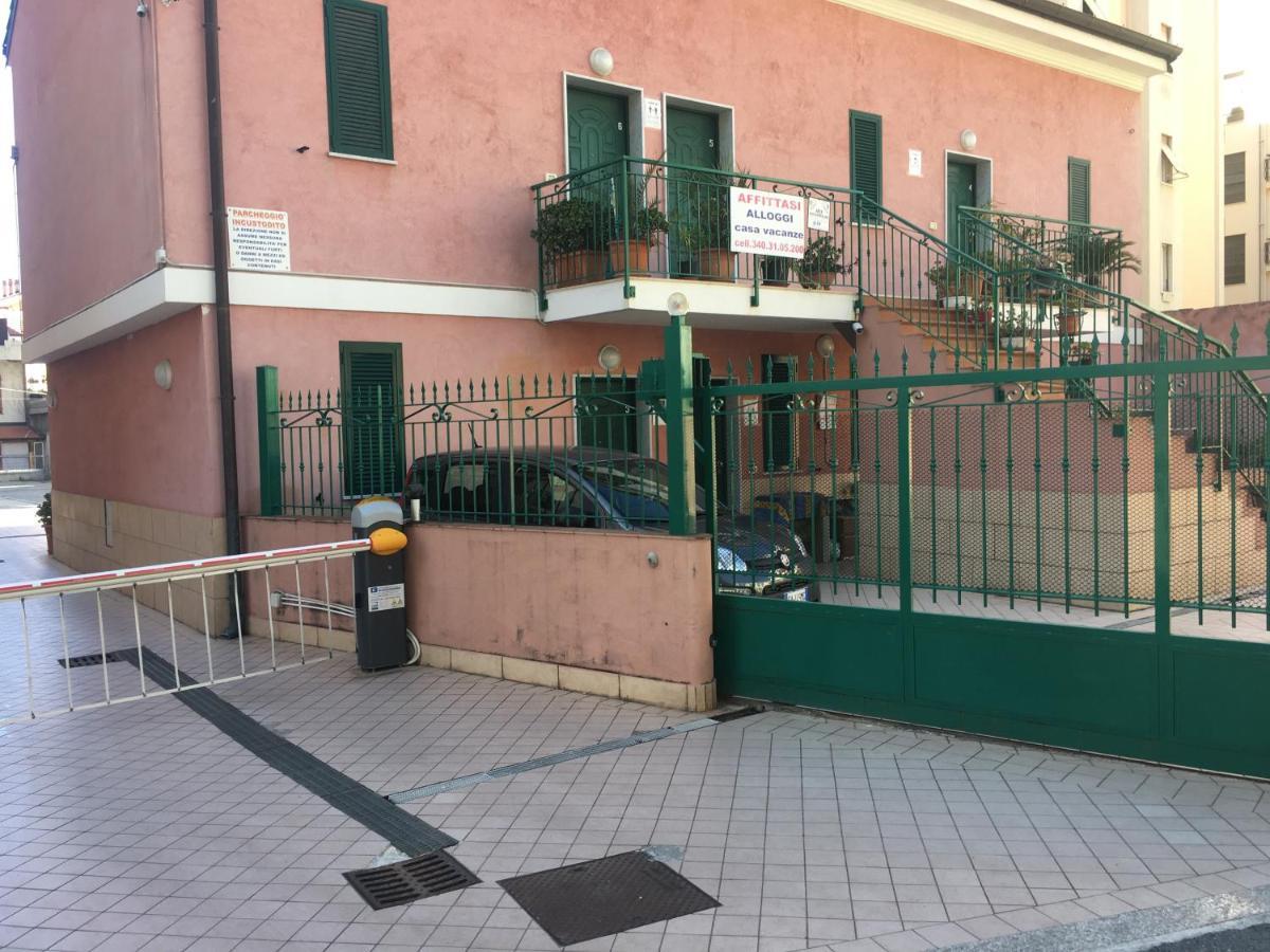 Villamareblu ヴェンティミーリア エクステリア 写真