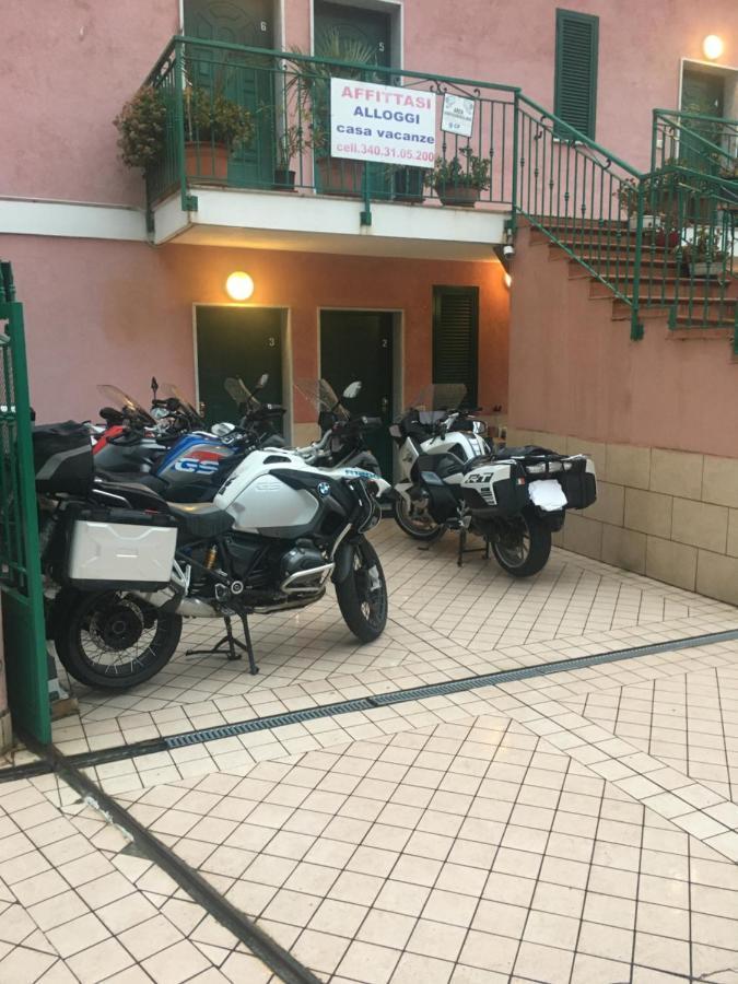 Villamareblu ヴェンティミーリア エクステリア 写真